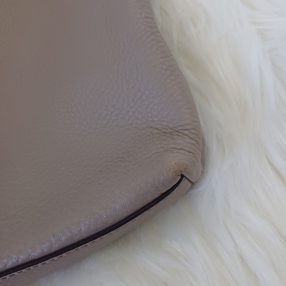 Tory Burch Gray / Taupe Shoulder Bag Purse - Picture 6 of 7